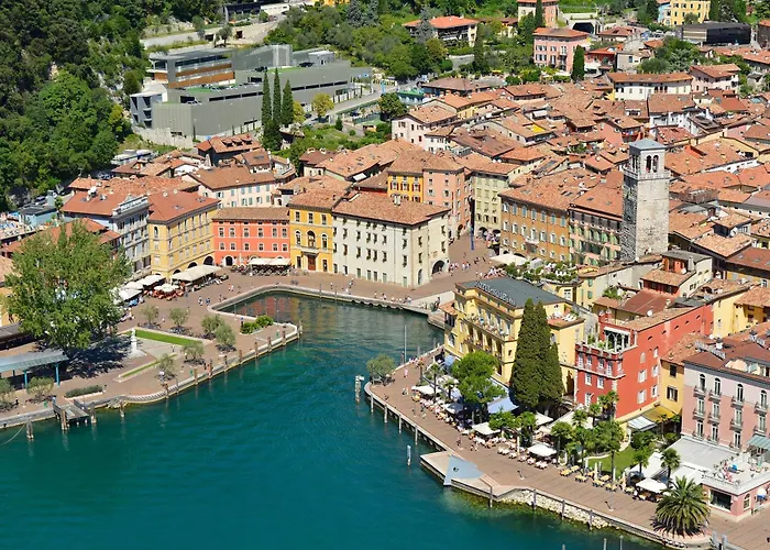 Hotel Europa - Skypool & Panorama Riva del Garda